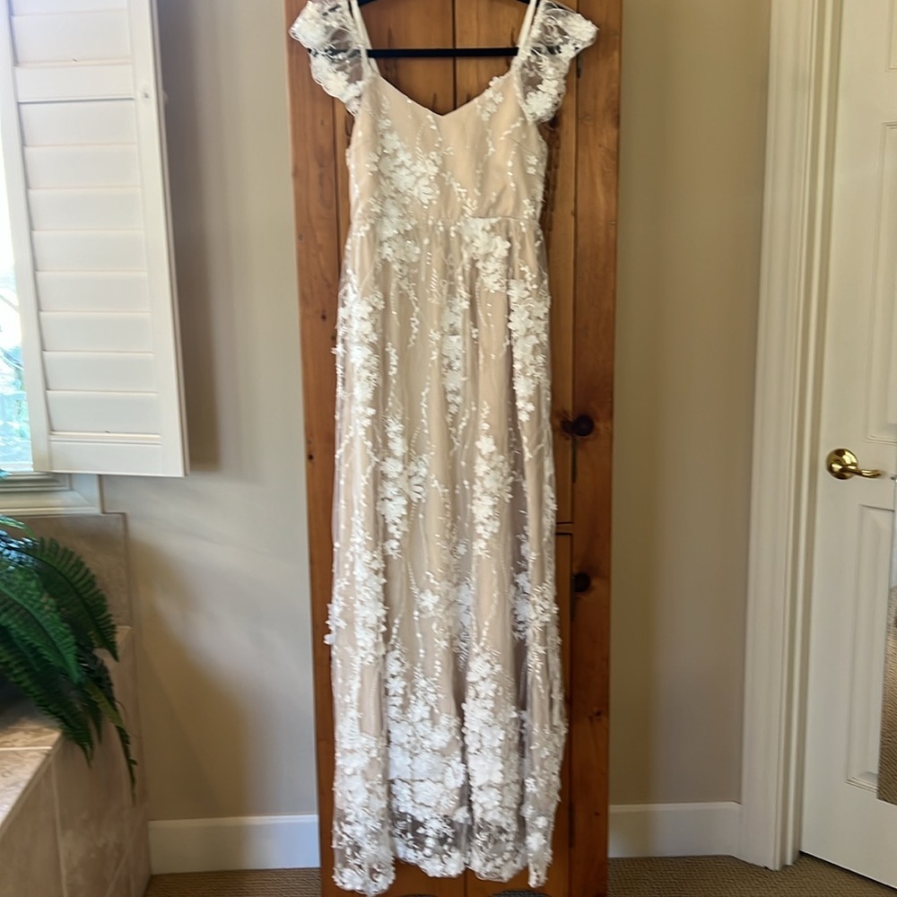 Pinkblush-Minuet Ivory Floral Embroidered Mesh Maternity Evening* NWT